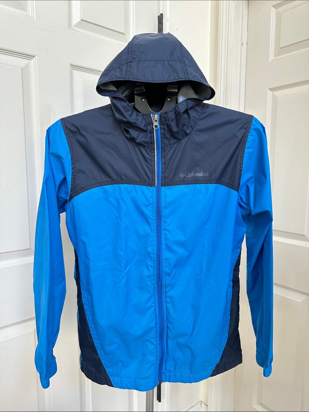 Columbia Boy’s/Youth Two-Tone Blue Hooded Rain Jacket/Windbreaker Size L(14/18)
